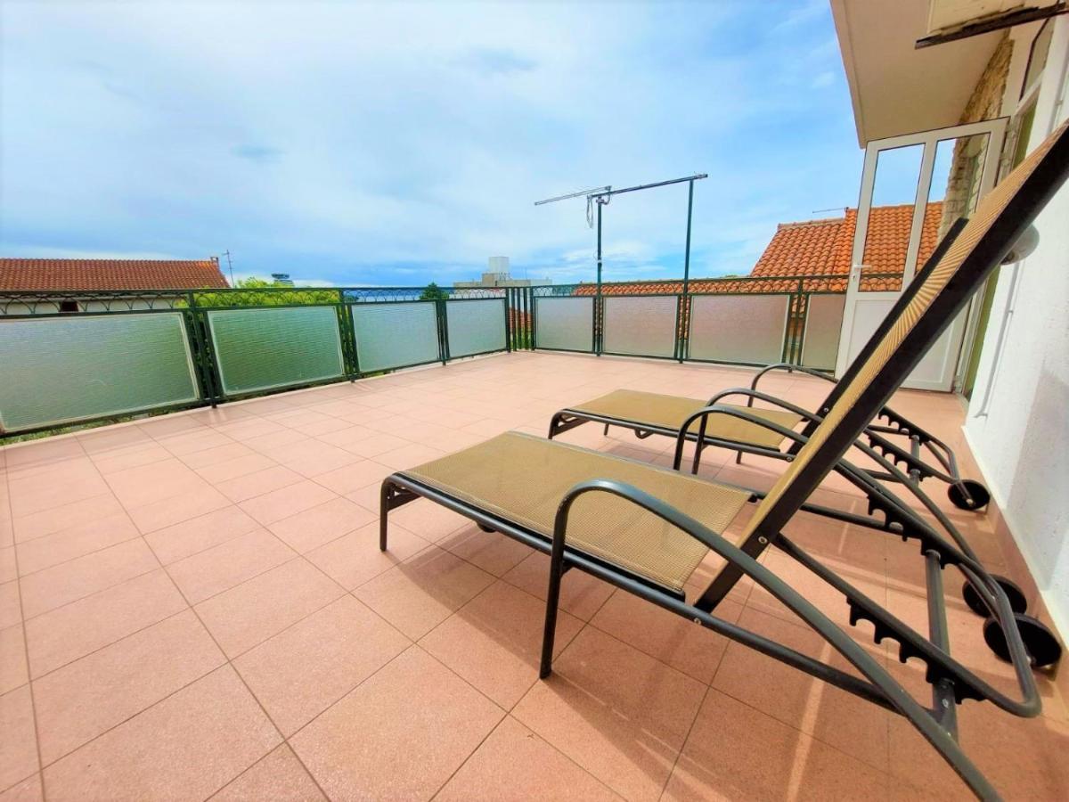 Apartment Big Lasan Vodice Kültér fotó