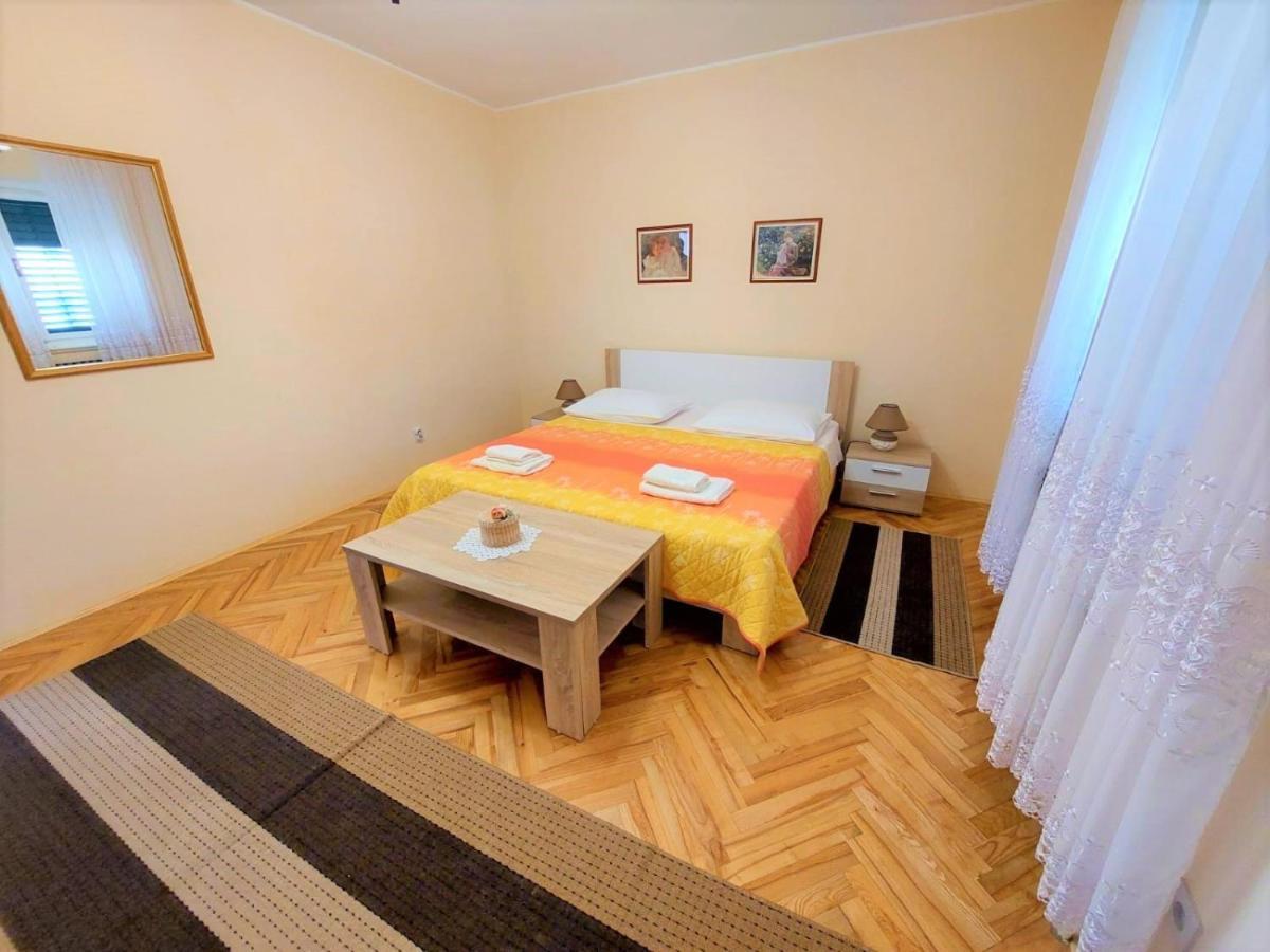 Apartment Big Lasan Vodice Kültér fotó