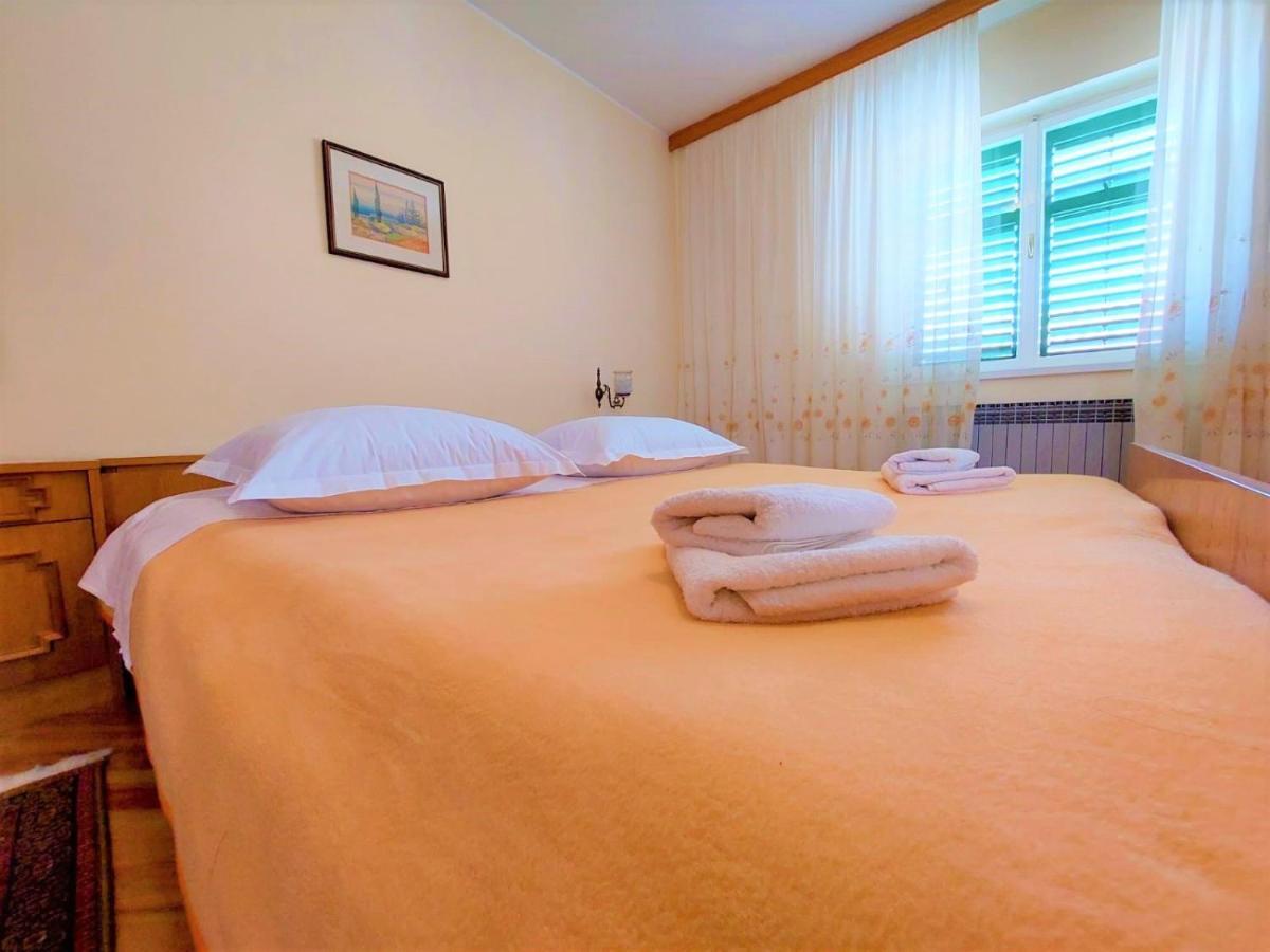 Apartment Big Lasan Vodice Kültér fotó